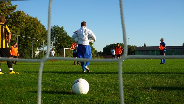 通过放缓控 通过放缓控